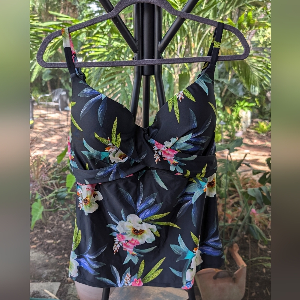 Floral Black Women's Bathing Suit Top